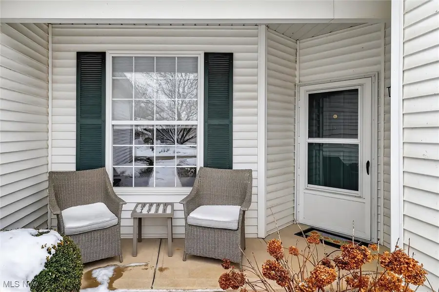 6873 Savannah Drive, North Ridgeville, OH 44039 - Image #2