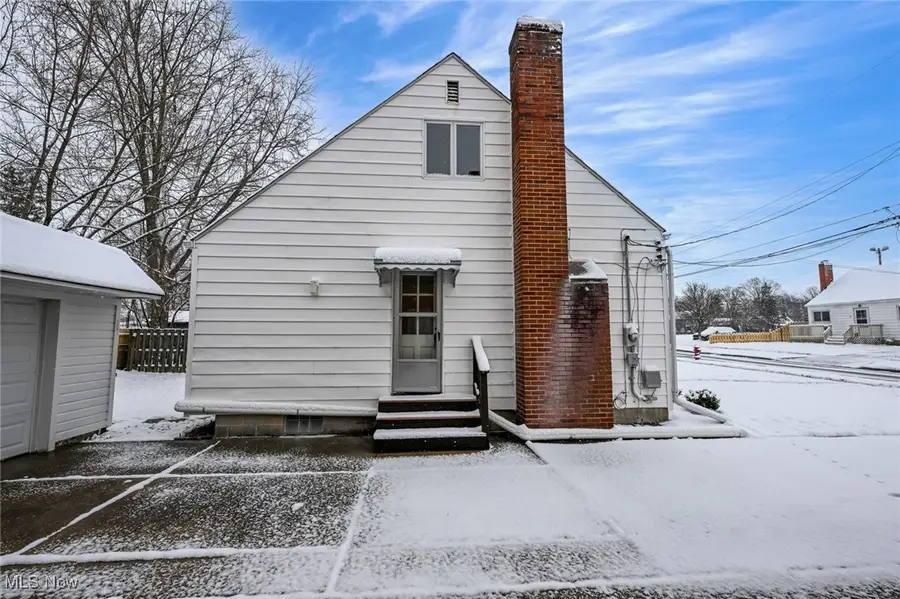 34 Zeller Court, Berea, OH 44017 - Image #3