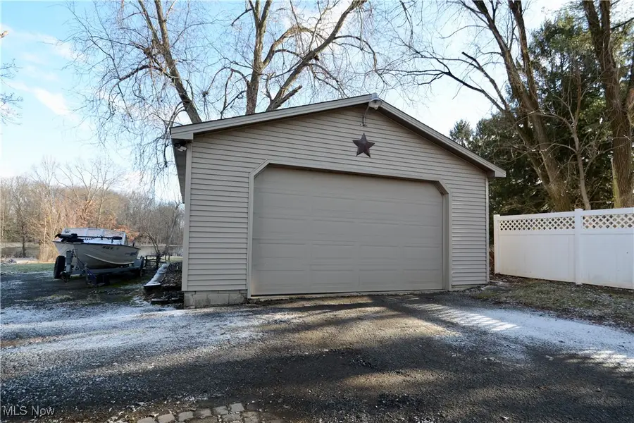 8391 Youngstown Pittsburgh Road, Poland, OH 44514 - Image #3