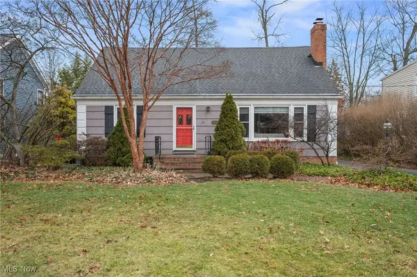 28318 W Oviatt Road, Bay Village, OH 44140