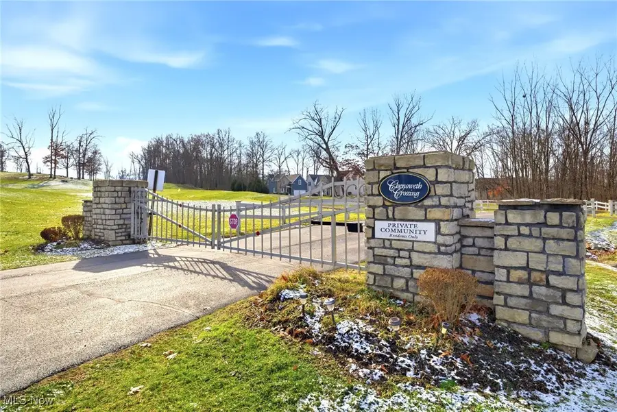 1086 Saint Andrews, Akron, OH 44312 - Image #2