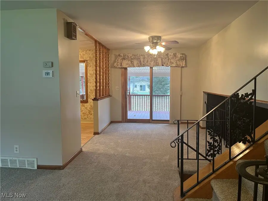 9152 Fosdick Road, Valley View, OH 44125 - Image #3