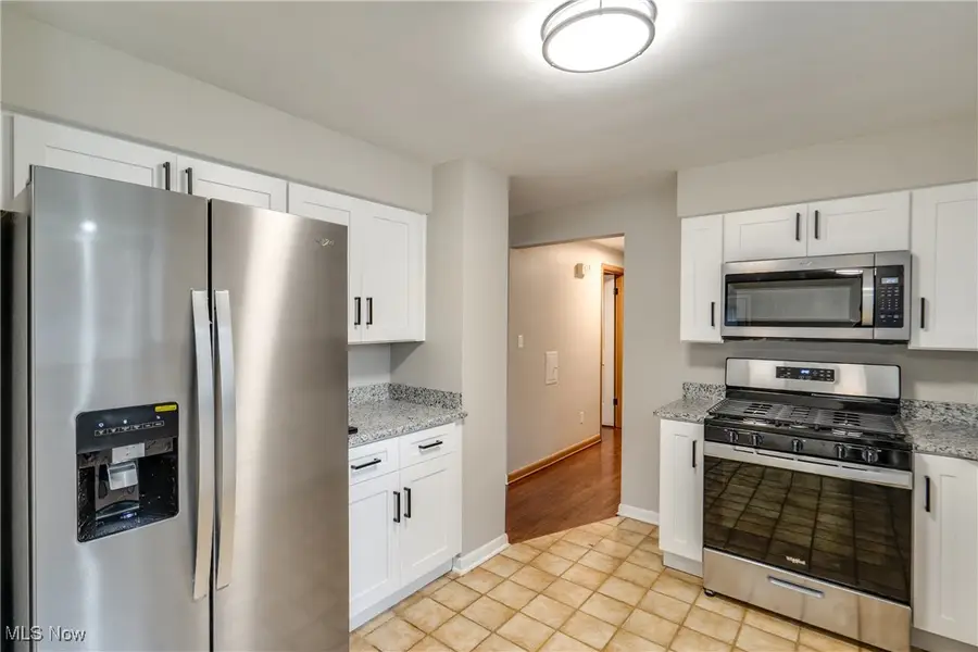 3901 Moreland Avenue, Stow, OH 44224 - #2