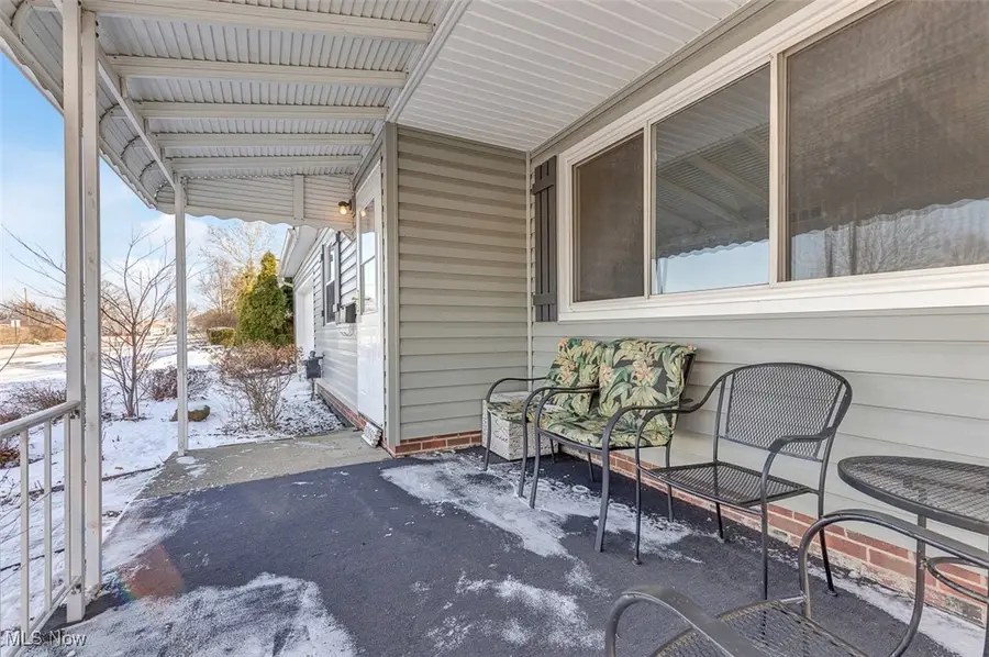 30350 Twin Lakes Drive, Wickliffe, OH 44092 - Image #2