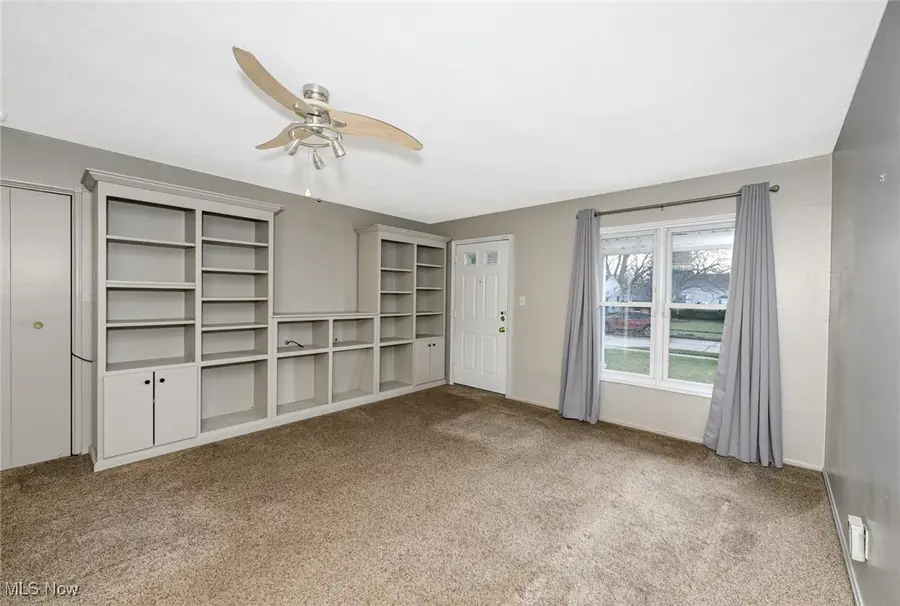 14314 Ledgewood Avenue, Cleveland, OH 44111 - Image #3