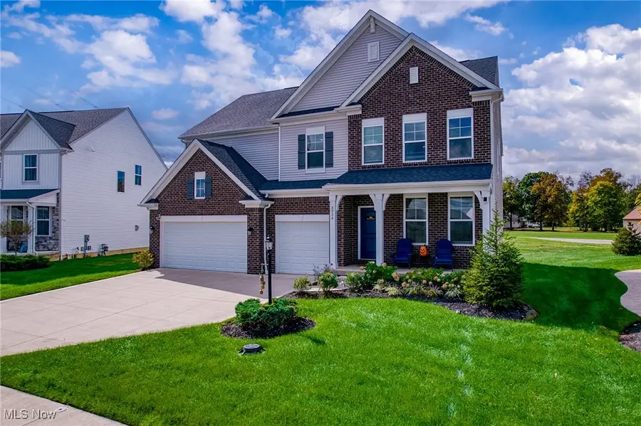 8924 Leatherleaf Drive, Columbia Station, OH 44028 - Image #2