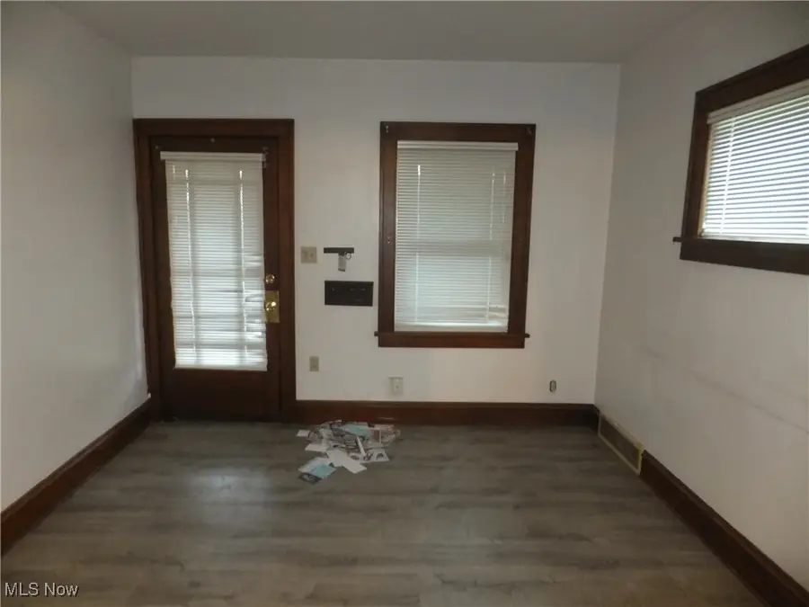 1718 Cook Avenue, Cleveland, OH 44109 - Image #3