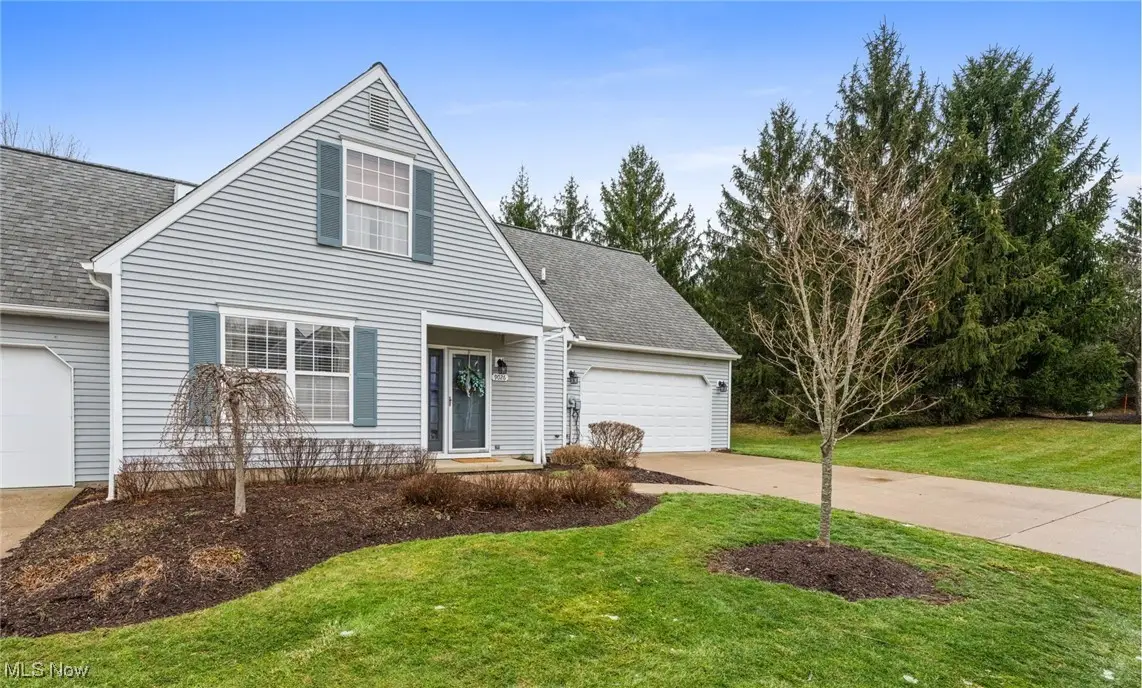 9026 Twin Hills Parkway #12F, Twinsburg, OH 44087 - Image #1