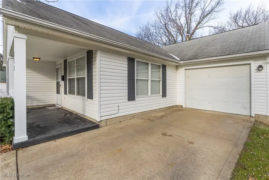 408 Breaden Street, Youngstown, OH 44502 - Image #2