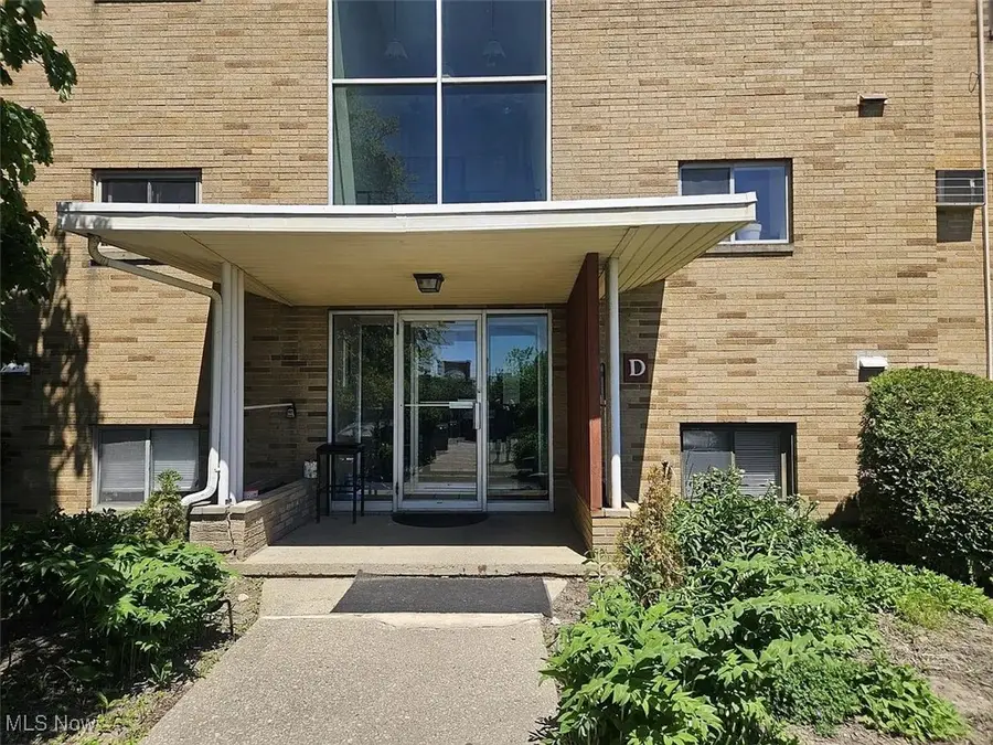 5200 Royalton Road #1D, North Royalton, OH 44133 - Image #2