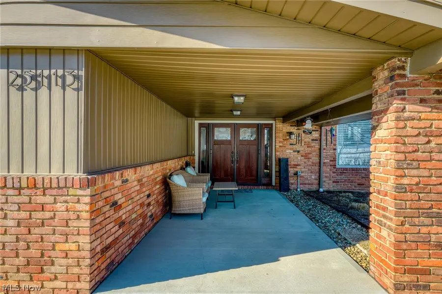 25113 Bridgeton Drive, Beachwood, OH 44122 - #2