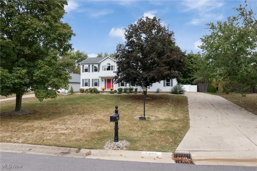 1905 Hampshire Nw Circle, Uniontown, OH 44685 - Image #3