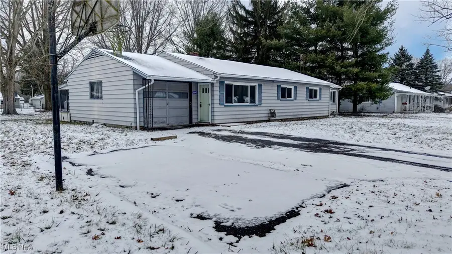 10645 Wilma Ne Avenue, Alliance, OH 44601 - #2