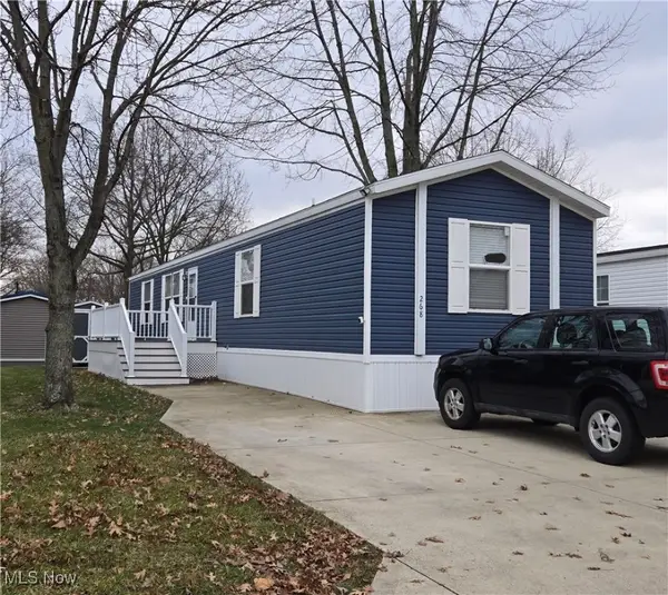 268 Westwoods Street, Amherst, OH 44001