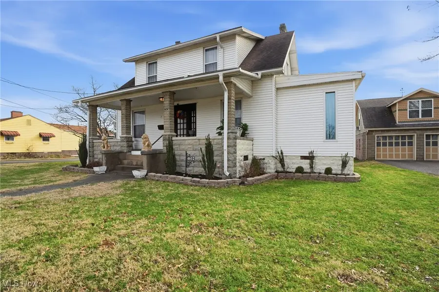 4612 Grand Central Avenue, Vienna, WV 26105 - #3