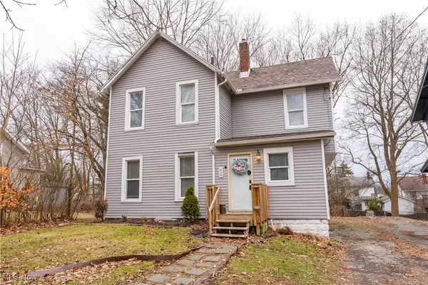 416 Bacon Avenue, Akron, OH 44320