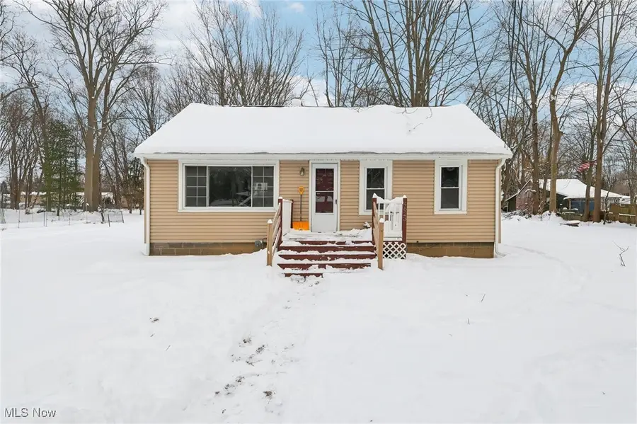 4623 Martin Drive, North Olmsted, OH 44070 - Image #2