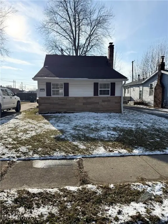 296 E 317th Street, Willowick, OH 44095 - Image #1
