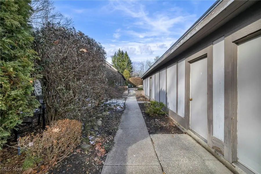 888 Snowfall Spur #8, Akron, OH 44313 - Image #2