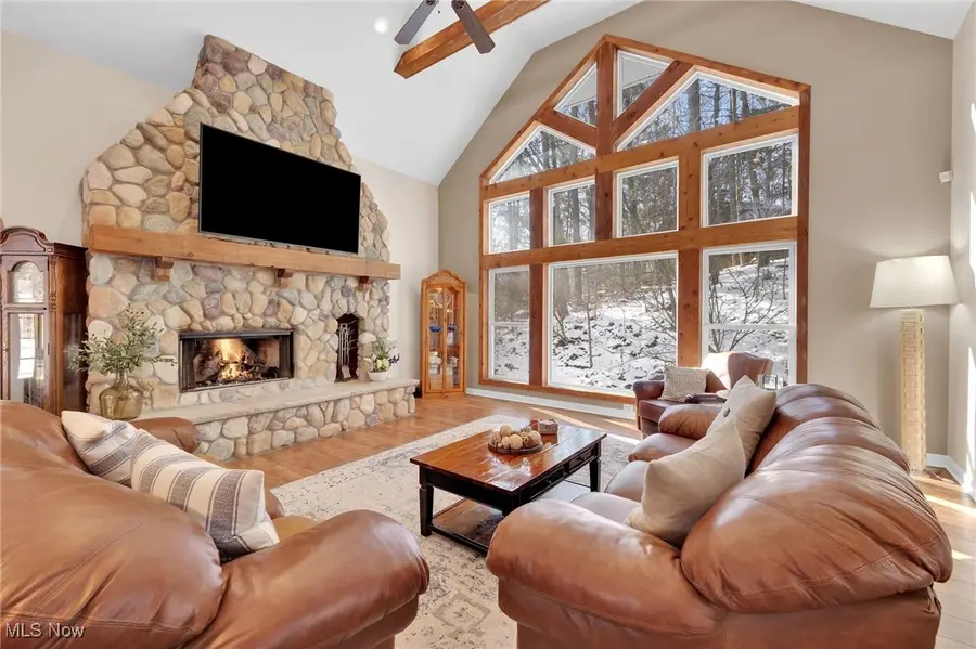 2300 Hampton Ledges Drive, Cuyahoga Falls, OH 44223 - Image #3