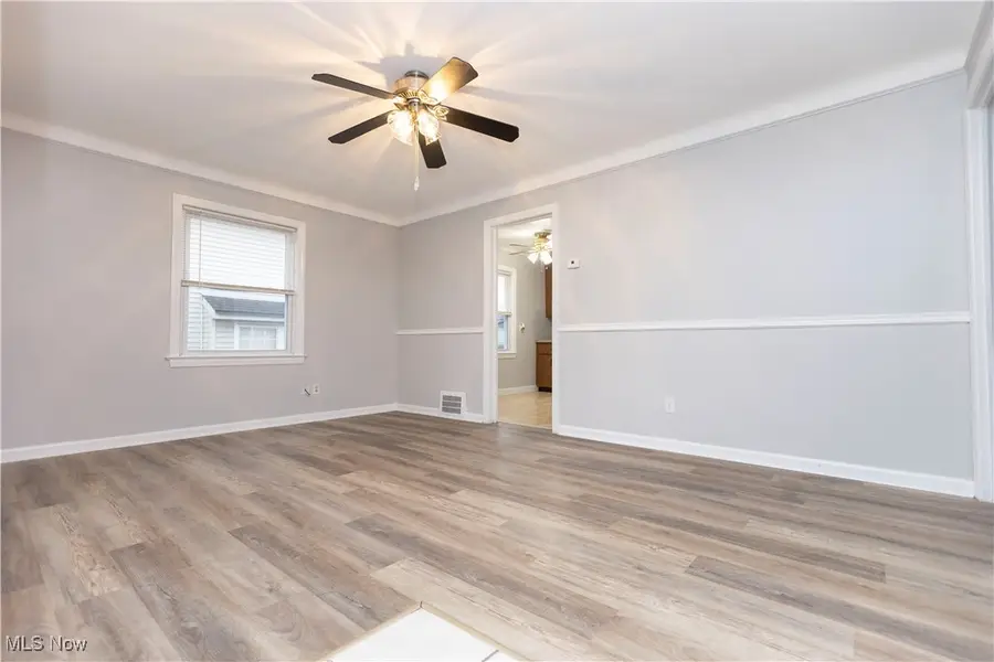 1612 Longwood Drive, Mayfield Heights, OH 44124 - Image #3