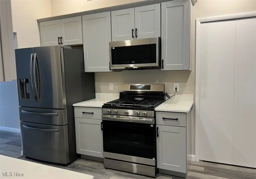 132 Herrmann Drive, Avon Lake, OH 44012 - Image #2