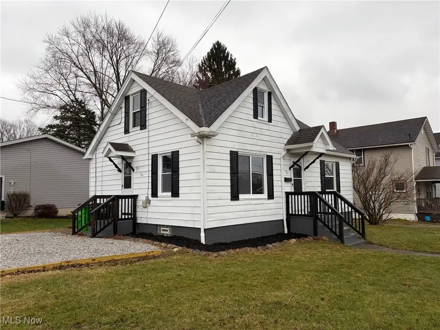 225 25th Nw Street, Barberton, OH 44203 - Image #2