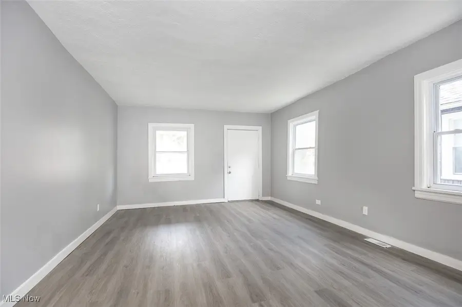 7805 Elton Avenue, Cleveland, OH 44102 - Image #3