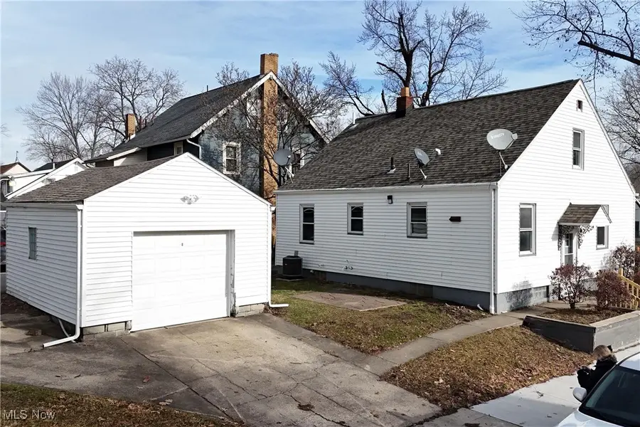 4340 Helena Avenue, Youngstown, OH 44512 - Image #2