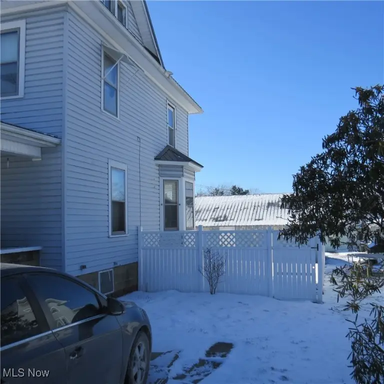 24 4th Se Street, Carrollton, OH 44615 - Image #3