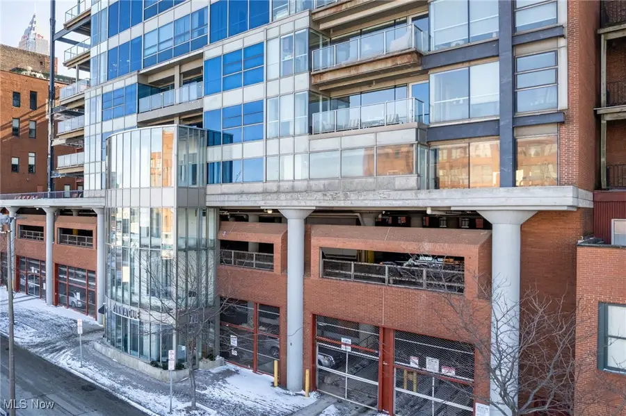 701 W Lakeside Avenue #1103, Cleveland, OH 44113 - Image #3