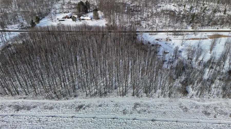 3522 Footville Richmond Road, Dorset, OH 44032 - Image #3