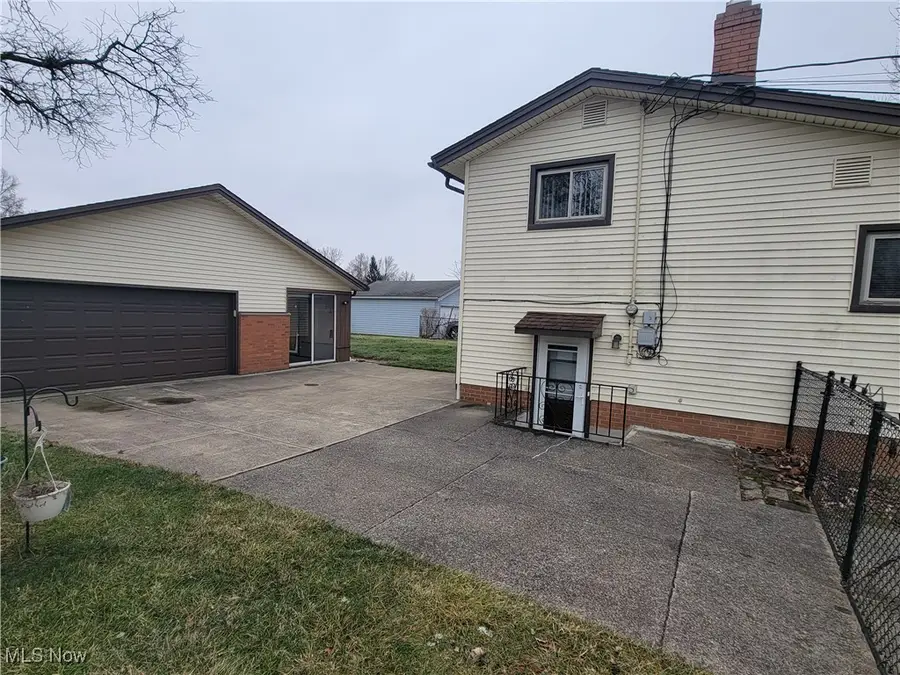 6213 Siegler Drive, Brook Park, OH 44142 - Image #2