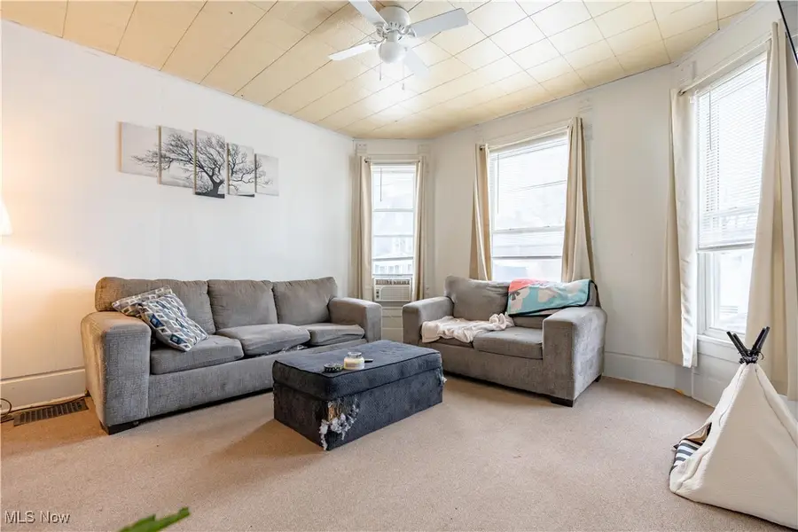 609 Lincoln Nw Avenue, Canton, OH 44708 - Image #3