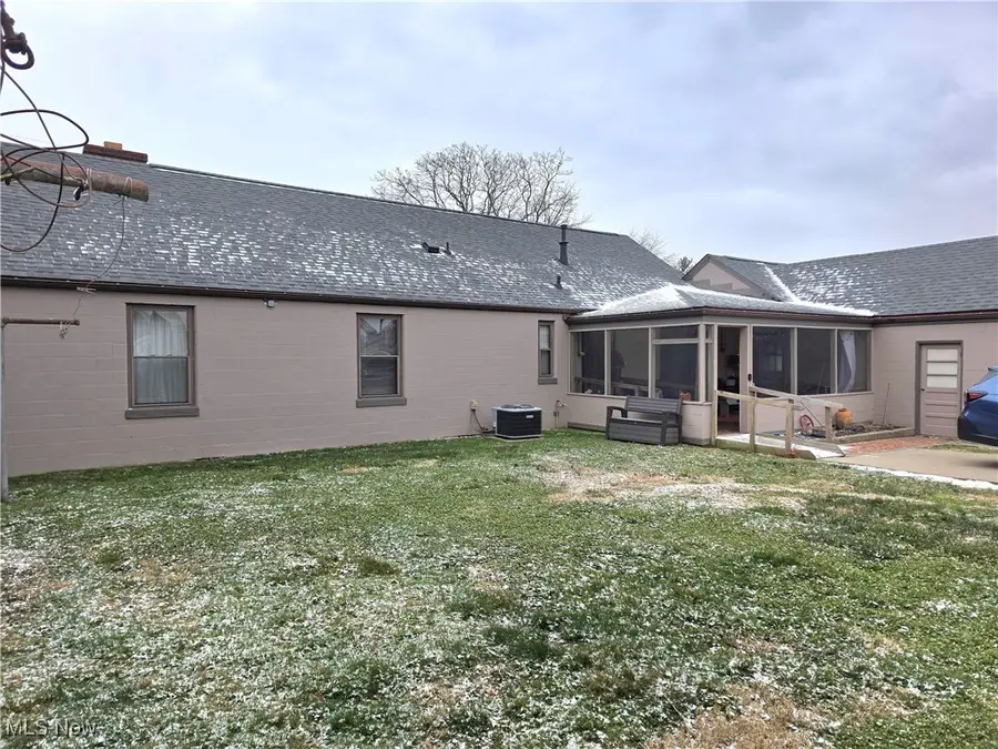 1307 Plum Street, Parkersburg, WV 26101 - #2