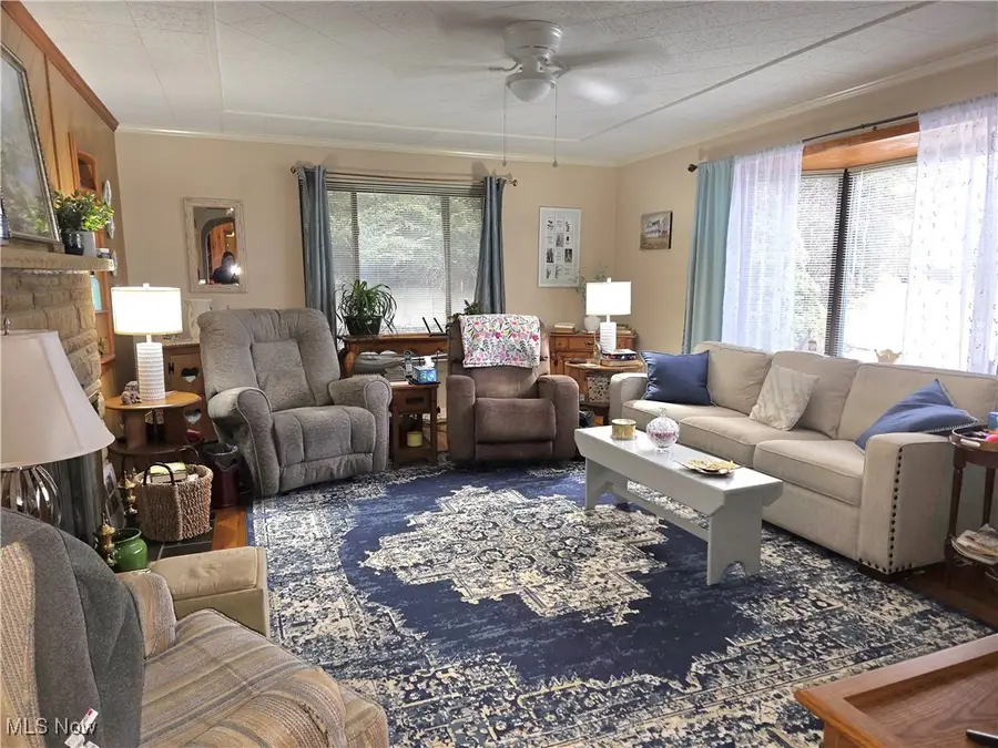 1307 Plum Street, Parkersburg, WV 26101 - #3