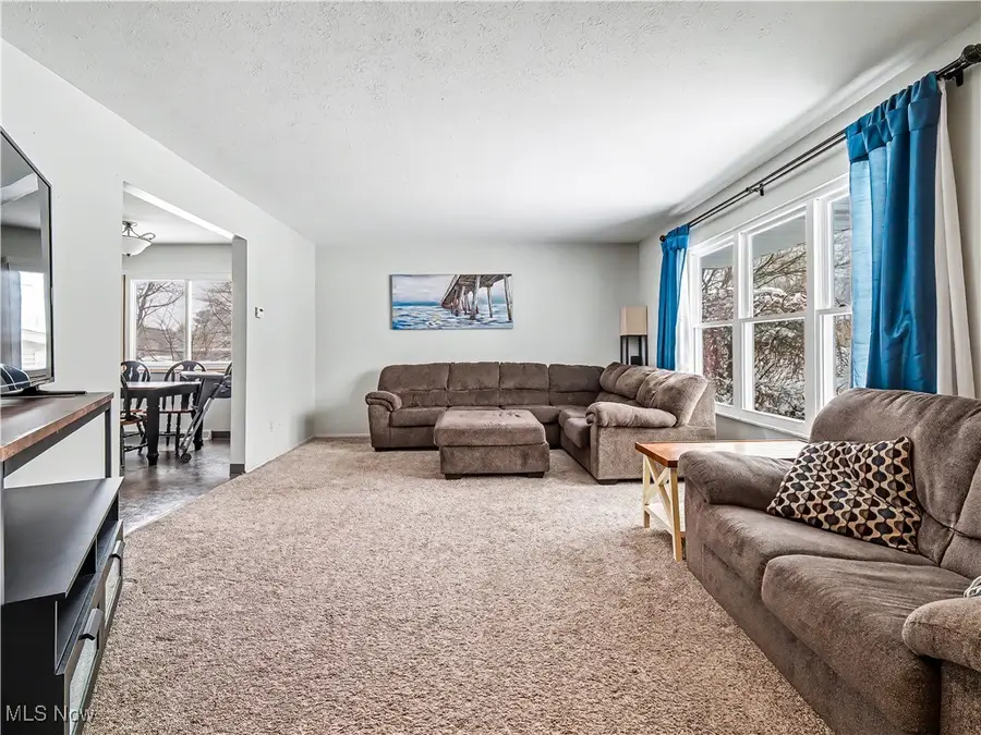 10000 Munich Drive, Parma, OH 44130 - Image #2