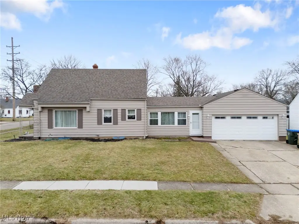 2690 Maitland Avenue, Cuyahoga Falls, OH 44223 - Image #1