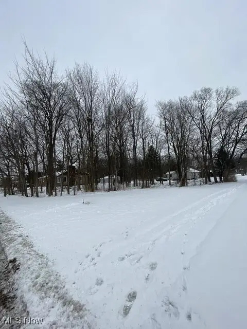 West Hedgewood, Westlake, OH 44145