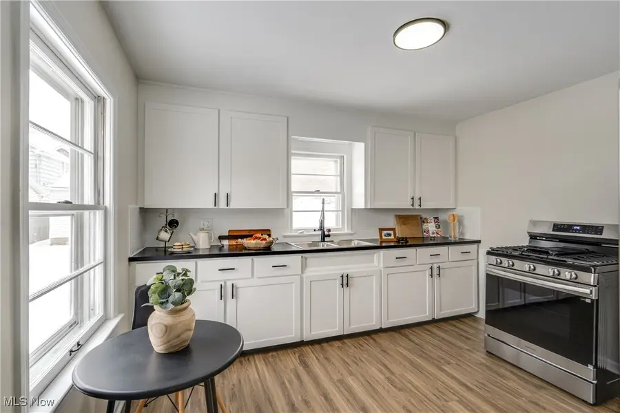 2079 12th Sw Street, Akron, OH 44314 - Image #3