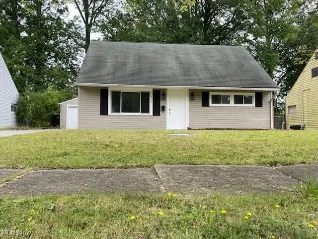 1612 Denison Nw Avenue, Warren, OH 44485 - #1