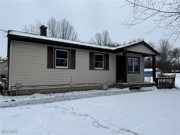 4039 Parkwood Avenue, Youngstown, OH 44505