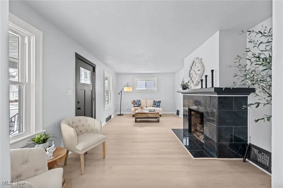 1193 Mayfield Ridge Road, Mayfield Heights, OH 44124 - #2