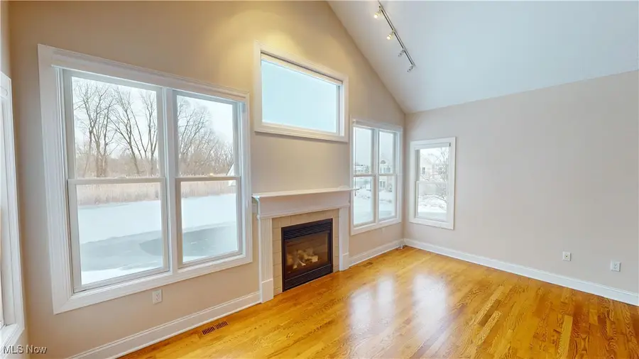 891 Stonewater Drive, Kent, OH 44240 - Image #3