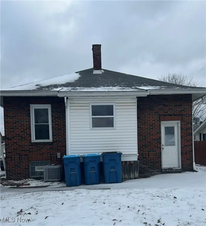 15 Katherine Street, Struthers, OH 44471 - Image #3