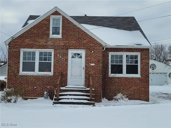 3811 Theota Avenue, Parma, OH 44134