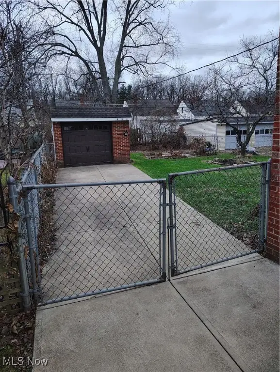 2619 Fortune Avenue, Parma, OH 44134 - #3