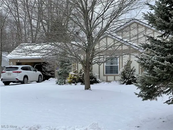 2376 Bay Meadow Street, Madison, OH 44057