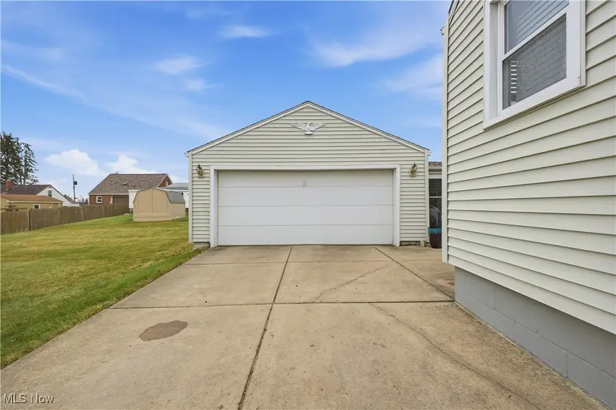 536 Creed Street, Struthers, OH 44471 - #2