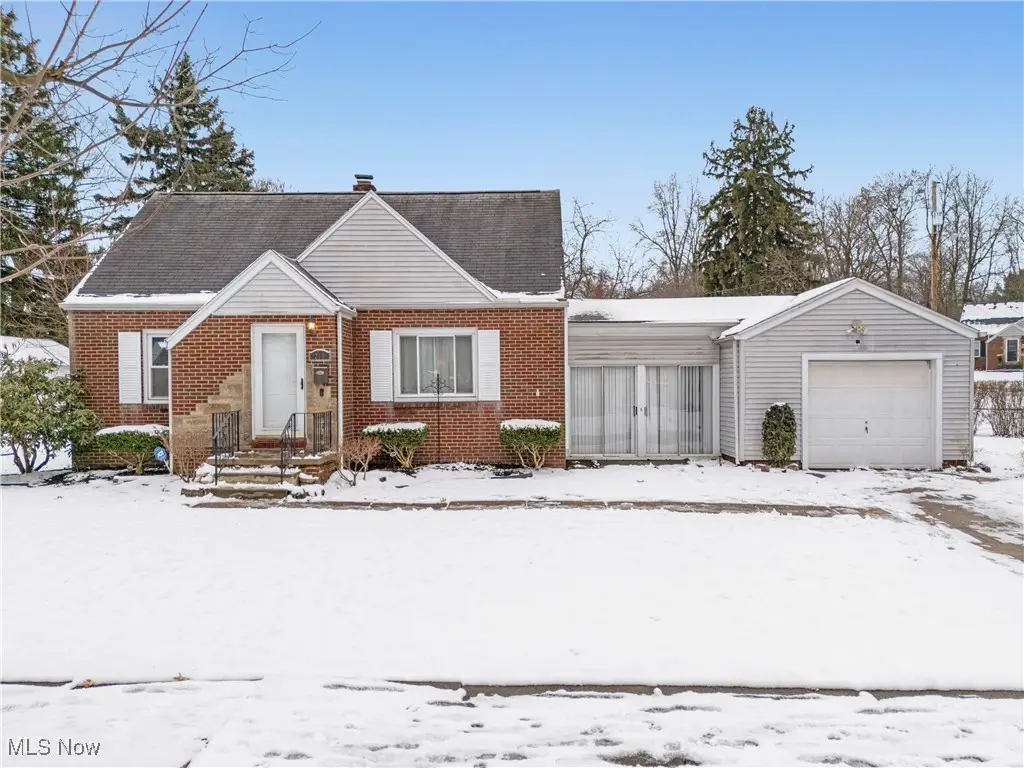 210 Davenport Avenue, Akron, OH 44312 - #1